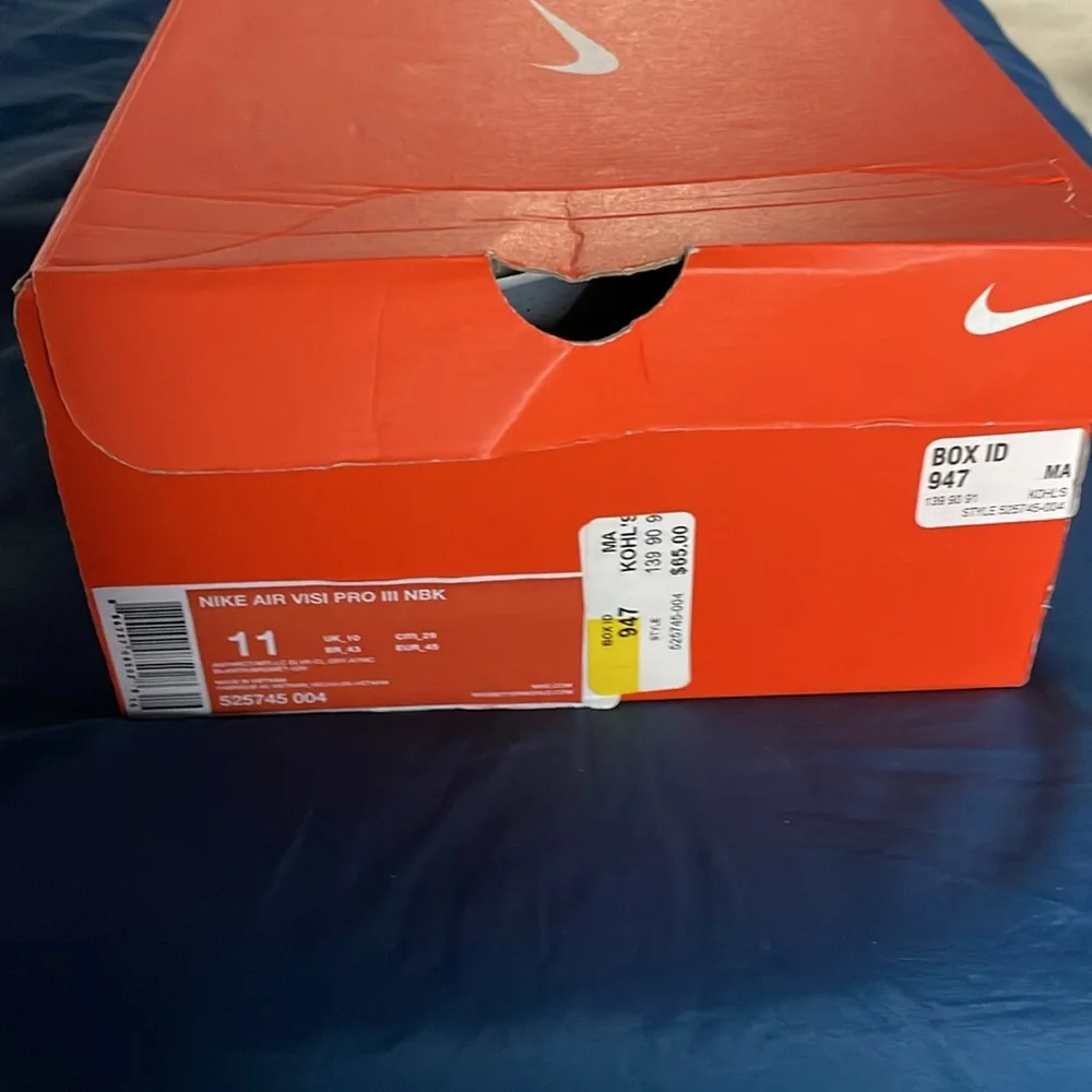 Men’s Nike Air Vido Pro III Size 11.  NWT.  Gray nubuck with green detailing - Picture 4 of 4